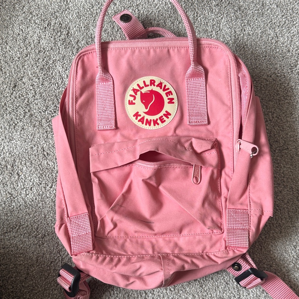 Kånken Kids mini Pink Backpack